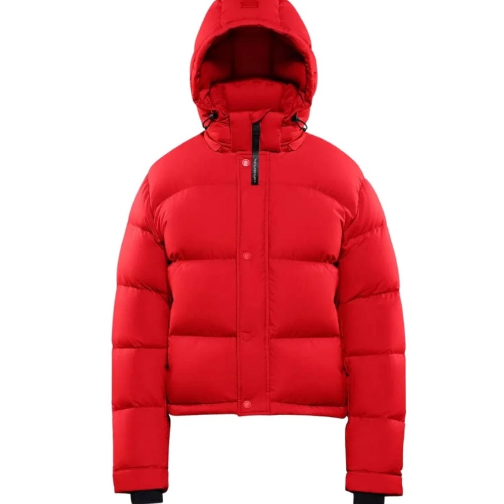 Aritzia Super Puff Shorty in Catalina Red